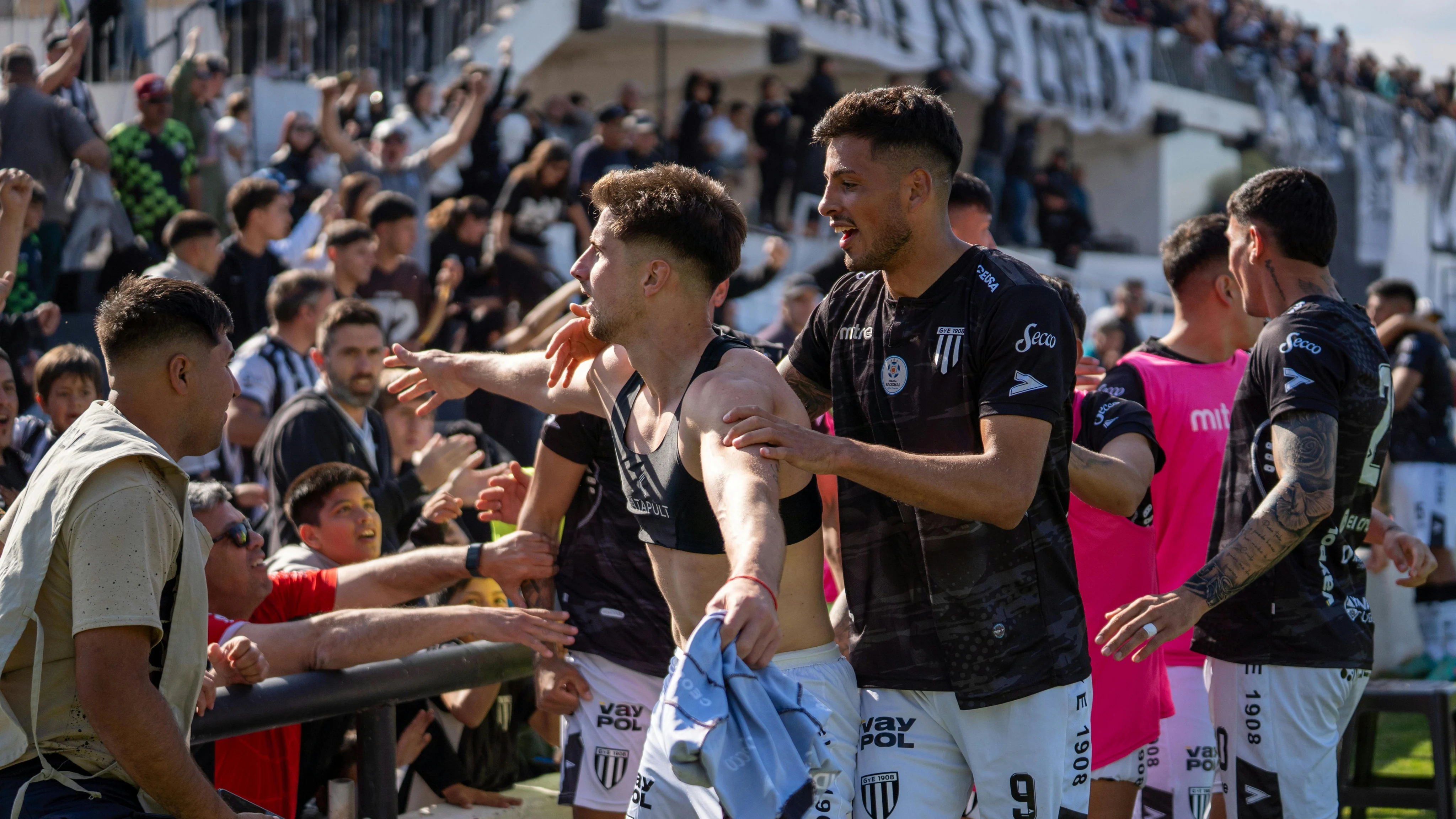 MFANSTIPIM STUNS AGGREY MEMMORIAL IS EPIC SHOWDOWN